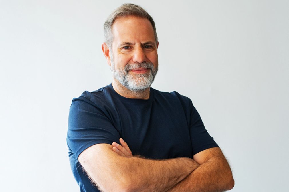 Eduardo Novi&oacute;n: &iquest;Qui&eacute;n o qu&eacute; es realmente creativo en la era de la IA?