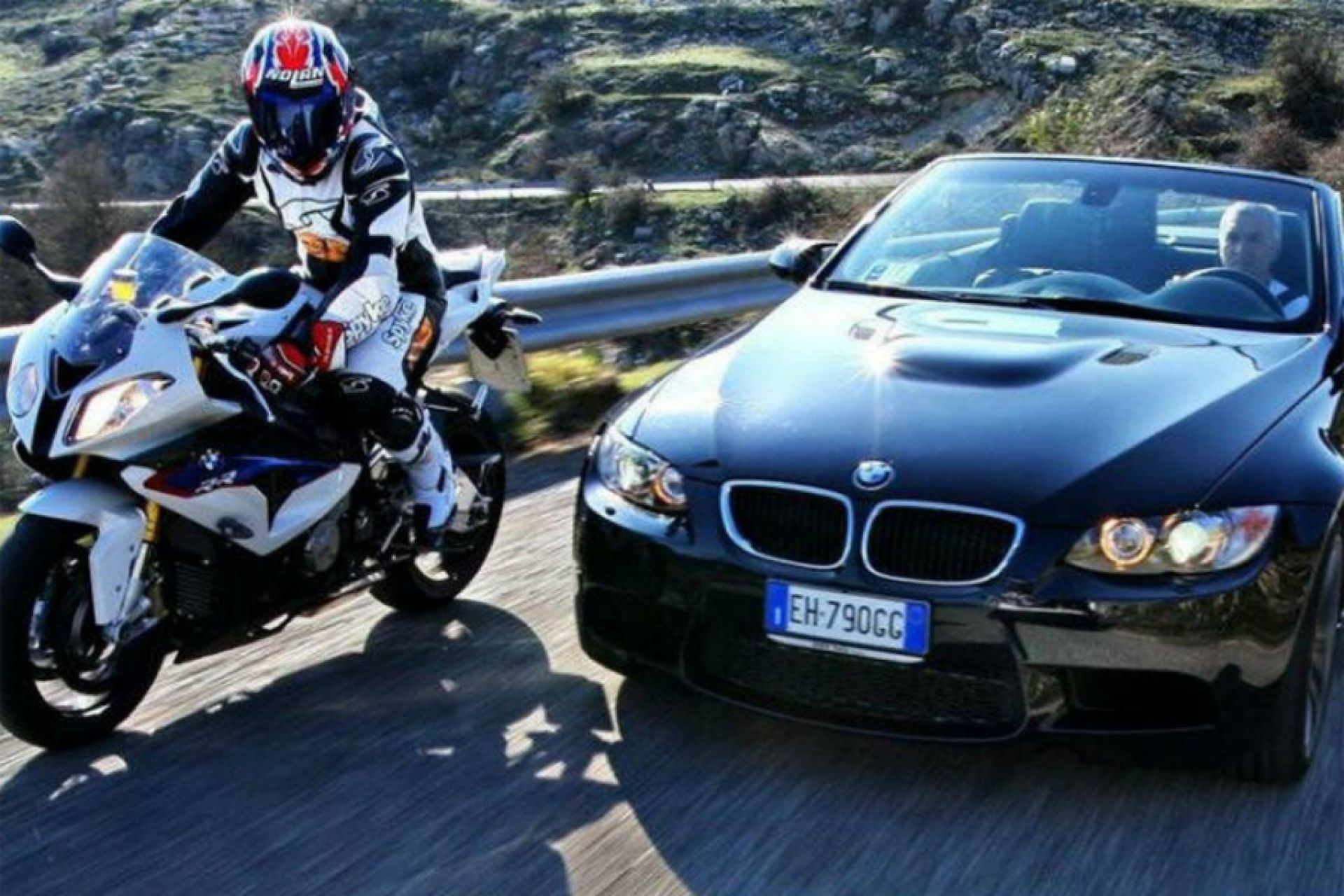 Байк чей автомобиль. Автомобиль и мотоцикл. BMW мотоцикл и машина. Мото БМВ машина. Мотоцикл БМВ И машина БМВ.