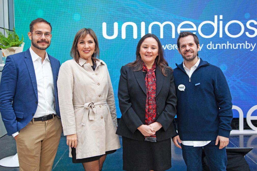 Jeffrey Busos, de IAB USA; Luisa Astorino, de SMU; Elisabeth M&uuml;ller, de Kantar,  y Pedro Ortega de SMU