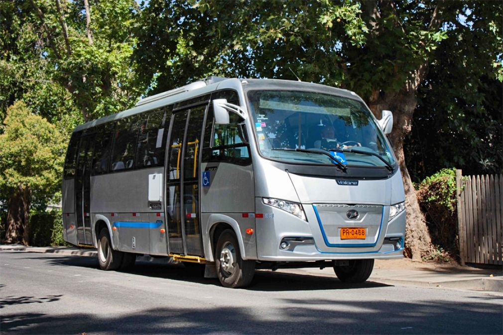 El bus el&eacute;ctrico fabricado en Chile que viaja a Brasil
