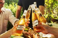 Llega a Chile la m&iacute;tica cerveza Miller High Life
