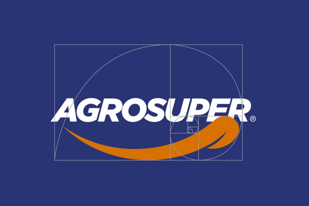 Agrosuper lleva su logo a un sistema de comunicación
