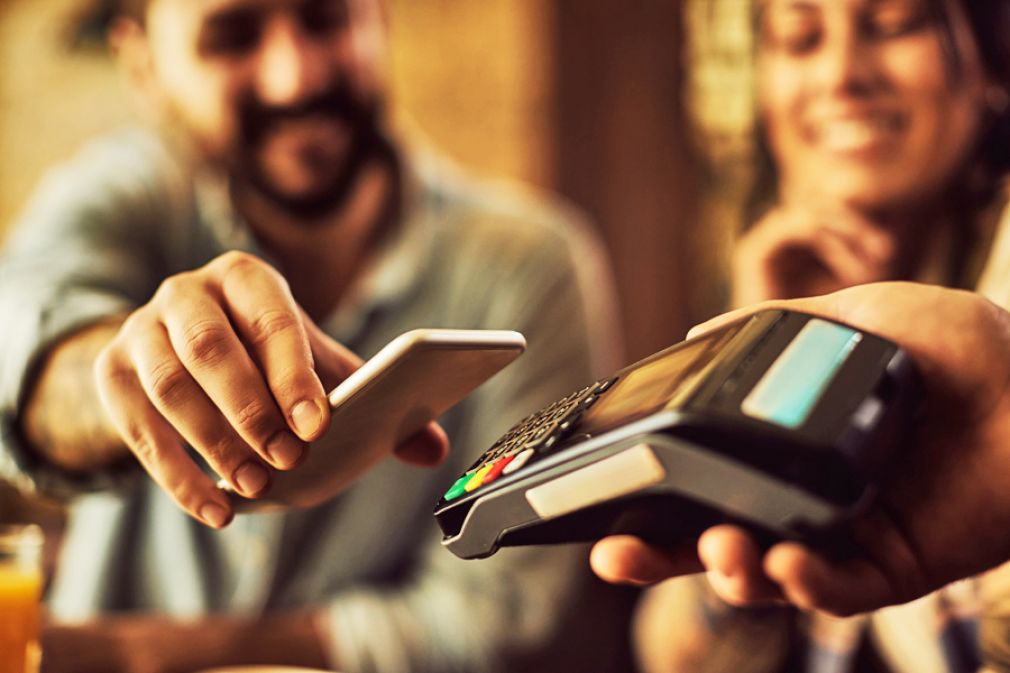 Soluciones de Lyra para el comercio se integran con Apple Pay