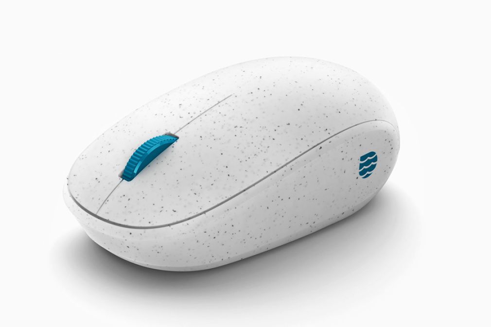 Mouse de Microsoft hecho con pl&aacute;stico reciclado