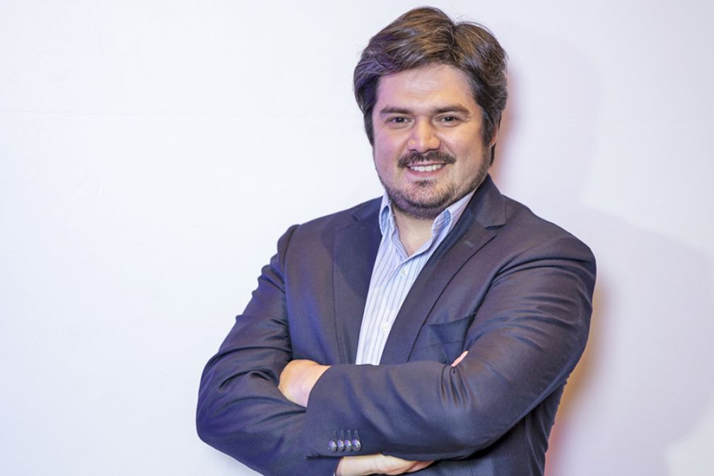 Julio Far&iacute;as: El nuevo mandamiento del cliente