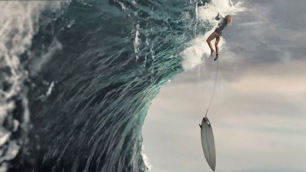 Lisa Andersen surfea la ola gigante de la vida