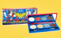 Maquillaje de Petrizzio inspirado en heron&iacute;a de DC Comics