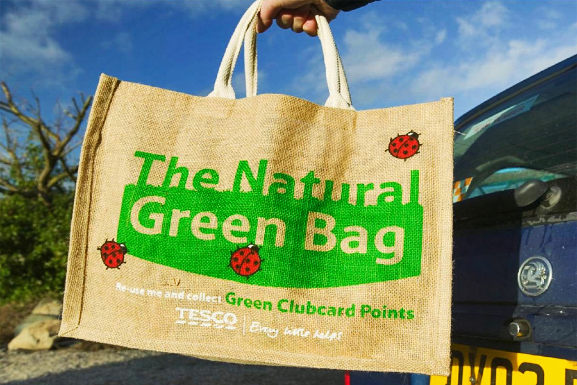 Friendly products. Environmentally friendly products. Eco friendly Plastic Bag. Environmental shopping Bag. Eco friendly магазин.