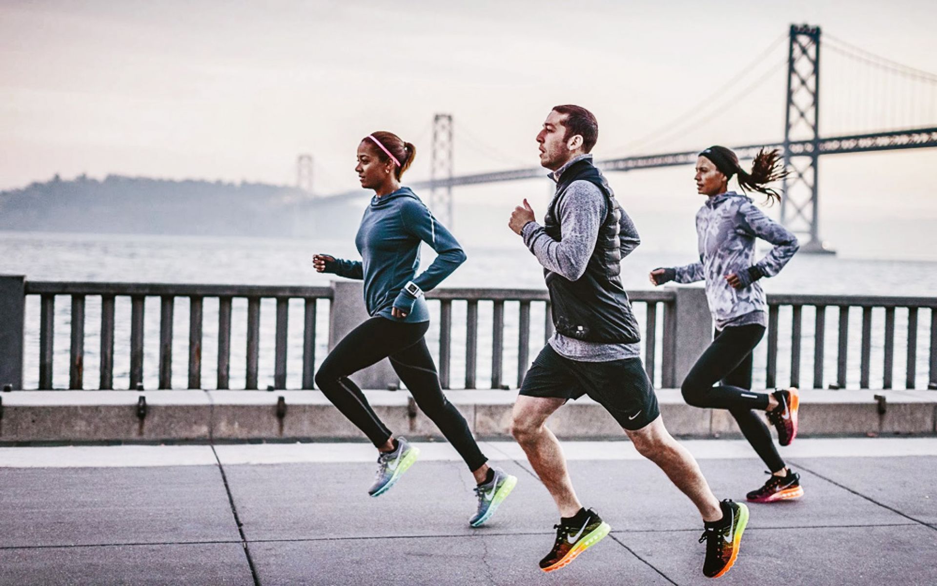 Movement start. Nike Running. Nike Running бег. Занятие спортом. Стильный спортивный образ.