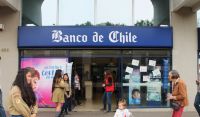 Bancos cierran sucursales f&iacute;sicas