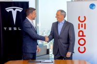 Copec y Tesla fortalecer&aacute;n red de carga el&eacute;ctrica en carreteras de Chile