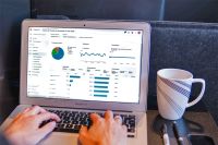 La compleja y necesaria migraci&oacute;n de Universal Analytics a GA4